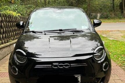 Fiat 500e 26.800 km 10.450 &euro; Mülheim an der Ruhr 45478