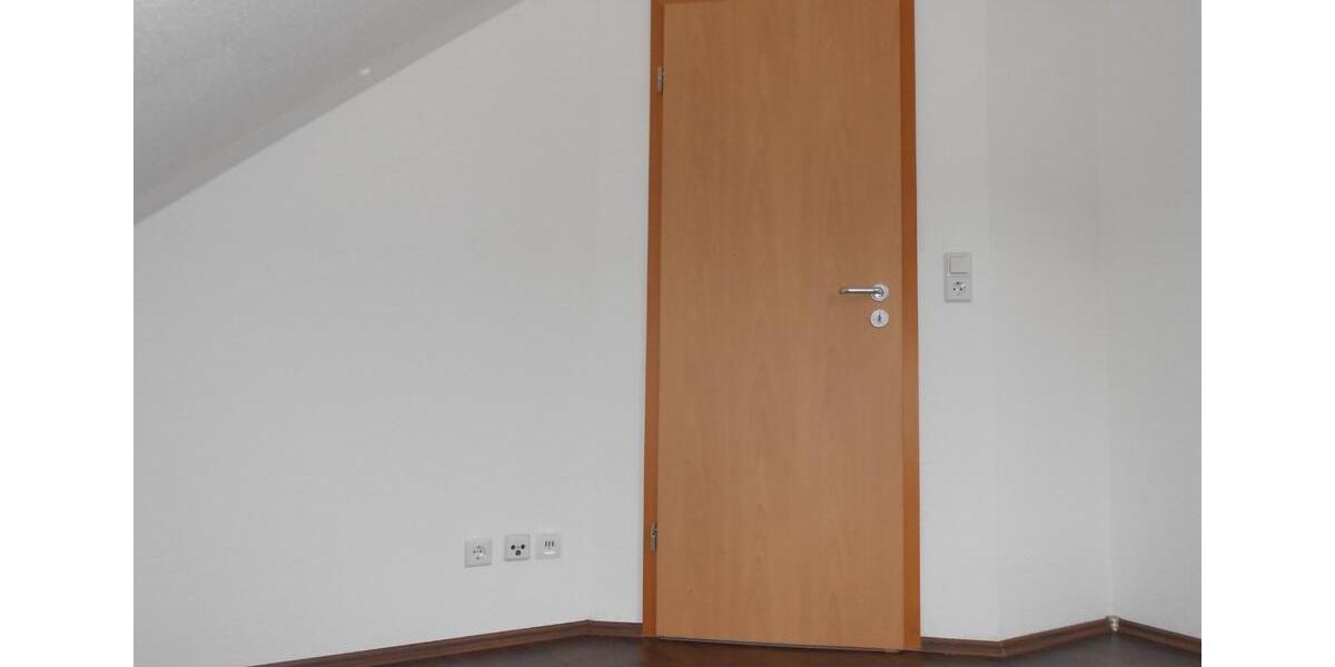 3-Zimmer-Wohnung auf zwei Ebenen mit Balkon und Stellplatz 3 zimmer