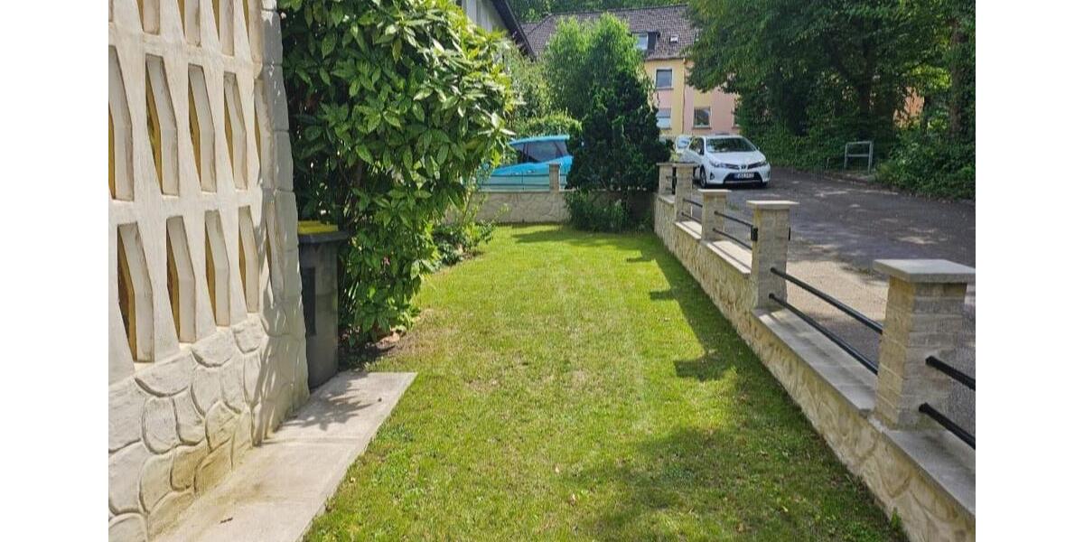 Großes Mehrfamilienhaus zimmer