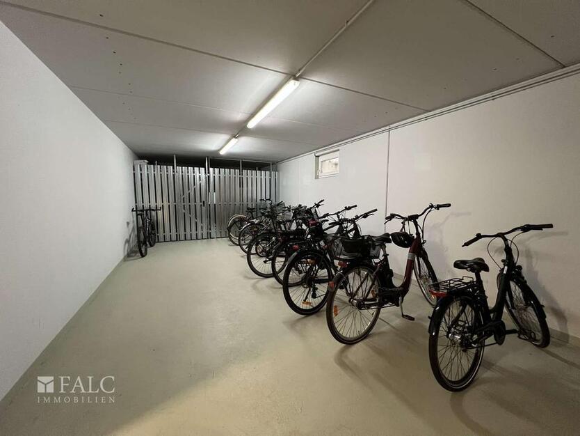 2-Zimmer-Wohnung in Duisburg-Süd mit 109 qm Privatgarten – befristet auf 4 Jahre zimmer