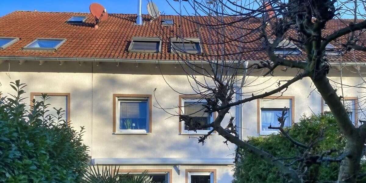 Haus zum Kaufen in Gelsenkirchen 297.000 € 135 m² 5 zimmer