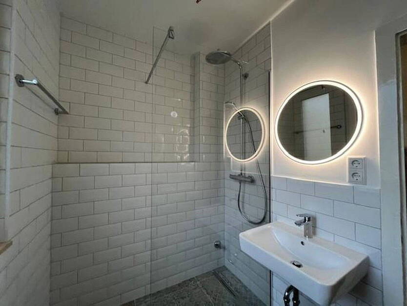 Schöne sanierte 2 Zimmerwohnung mit Sonnenbalkon 2 zimmer
