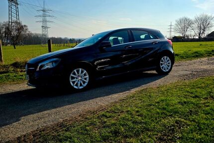 Mercedes-Benz A 180 65.470 km 13.999 &euro; Bochum 44797