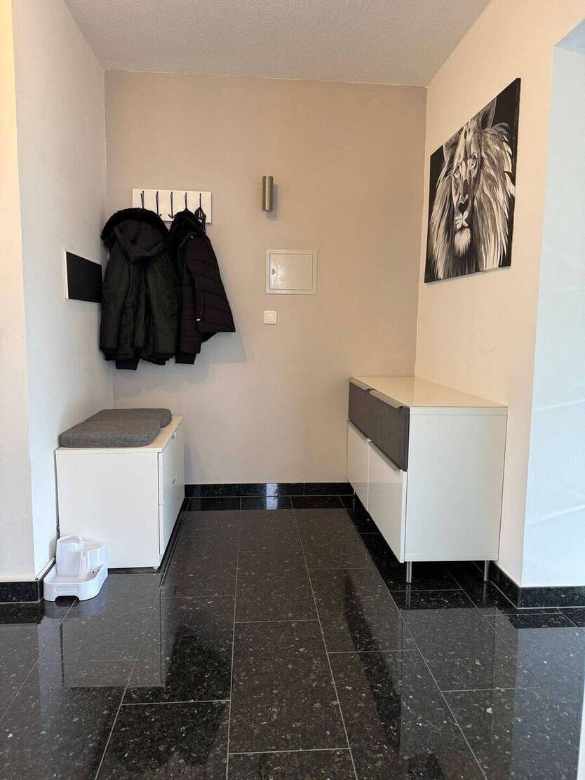Hochwertig modernisiert und bestens instandgehalten 2 zimmer