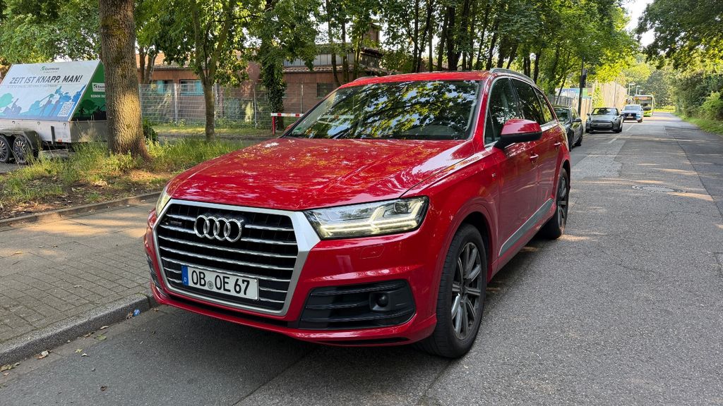 Audi Q7 148.000 km 26.000 &euro; Oberhausen 46047