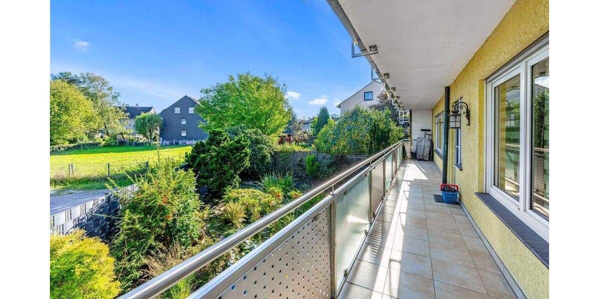 Viel Raum für Familie und Gäste - Wohnen, Arbeiten und Vermieten unter einem Dach 8 zimmer