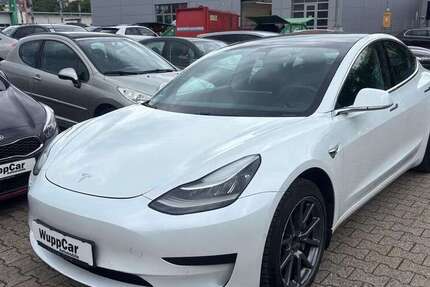Tesla Model 3 256.000 km 9.990 &euro; Wuppertal 42109
