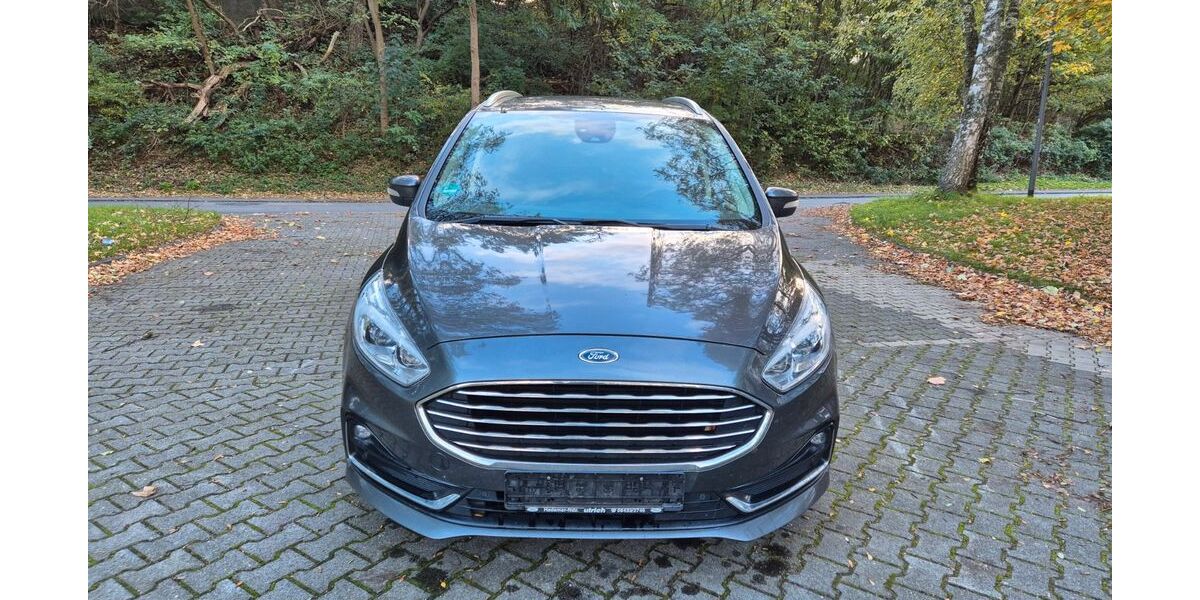 Ford Galaxy 299.000 km 10.499 &euro; Essen 45356