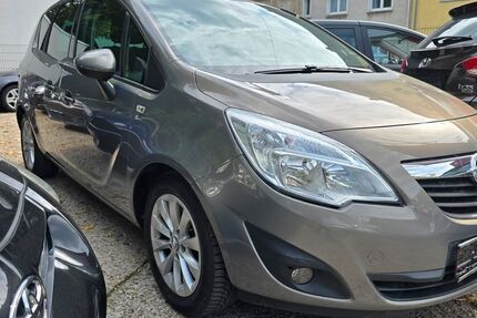 Opel Meriva 155.000 km 5.800 € Essen 45144