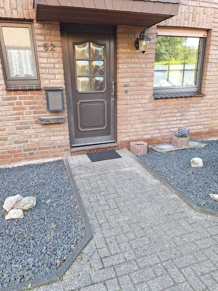Haus zum Kaufen in Duisburg 675.000 € 138 m²