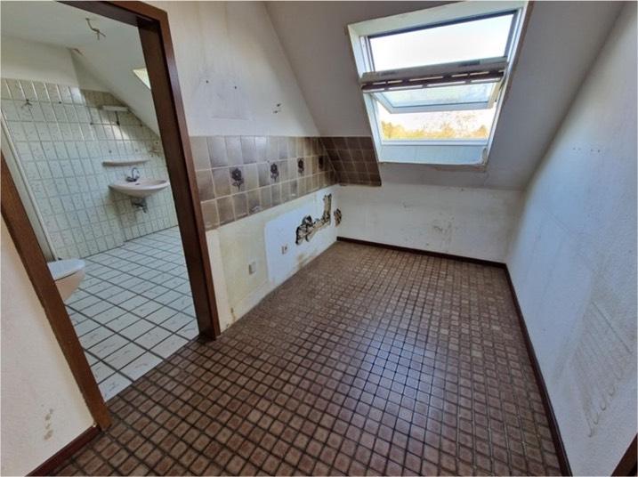 Dachgeschoßwohnung Dortmund Hörde - 1.5 Zimmer, 43 m&sup2;, 125.000&euro; | Angebot:25287062