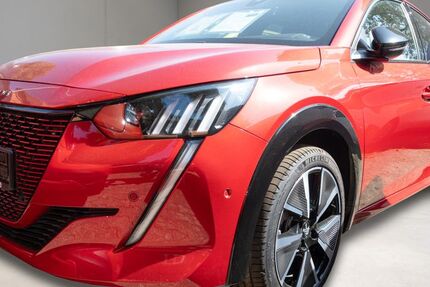 Peugeot 208 21.295 km 20.885 &euro; Dortmund 44263