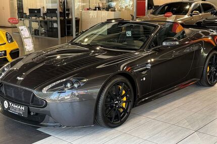 Aston Martin V12 Vantage