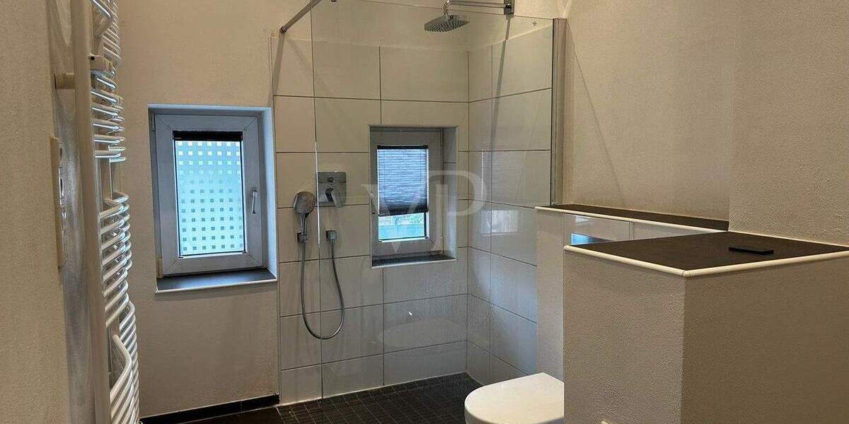 Etagenwohnung Velbert Mitte - 4 Zimmer, 116 m&sup2;, 245.000&euro; | Angebot:24544902