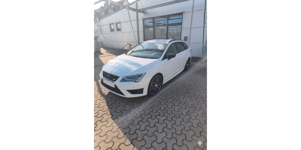Seat Leon 117.000 km 16.999 &euro; Hattingen 45527