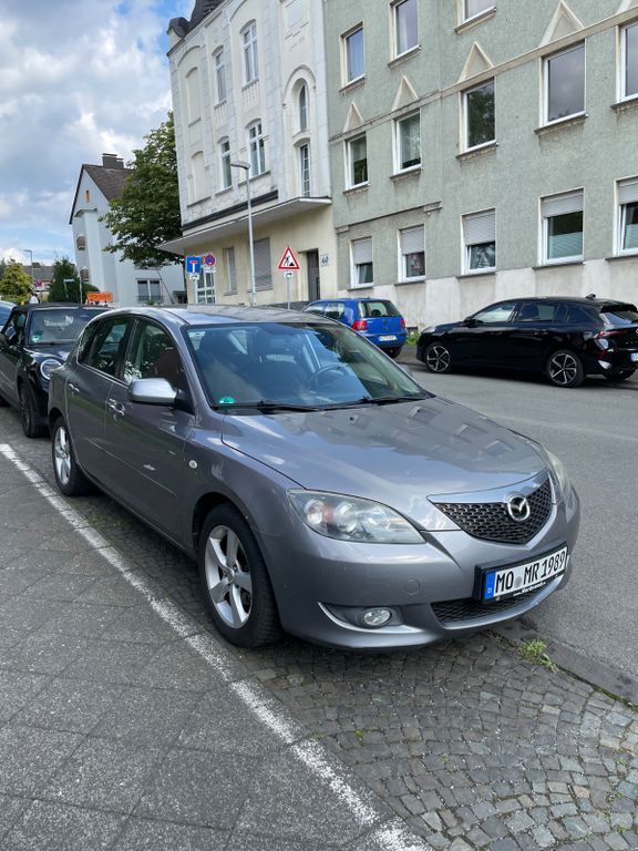 Mazda 3 144.000 km 2.700 € Bochum 44791