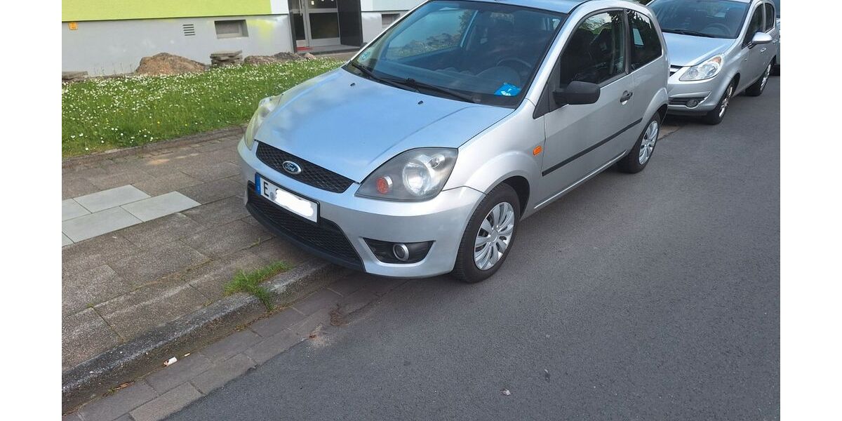 Ford Fiesta 173.125 km 1.380 &euro; Essen 45326