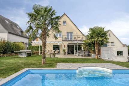 Haus zum Kaufen in Castrop-Rauxel 649.500 € 180.7 m² 4 zimmer
