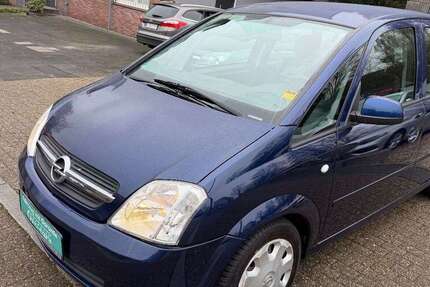 Opel Meriva 90.000 km 2.499 &euro; Essen 45147