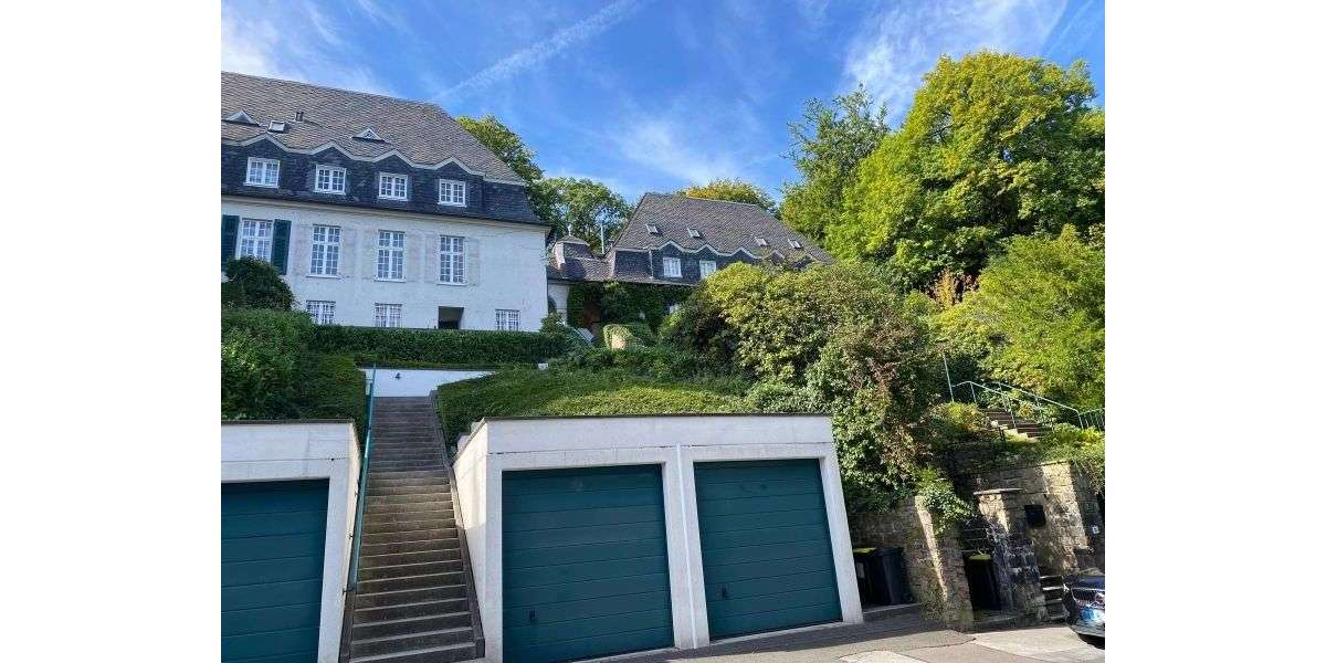 Einfamilienhaus Wuppertal Brill - 9 Zimmer, 300 m&sup2;, 749.000&euro; | Angebot:25718564