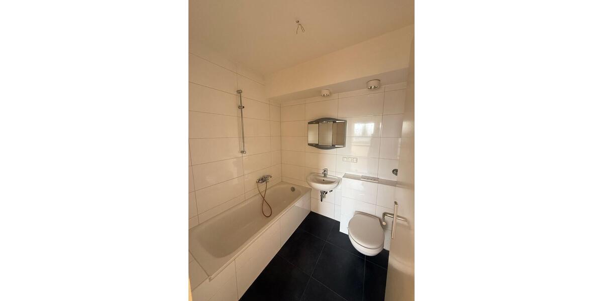 Etagenwohnung Herne Wanne-Bickern - 3 Zimmer, 77 m&sup2;, 655&euro; | Angebot:20616877