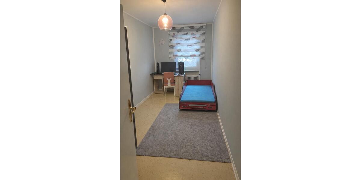 Erdgeschoßwohnung Gevelsberg - 4 Zimmer, 94 m&sup2;, 190.000&euro; | Angebot:24477455