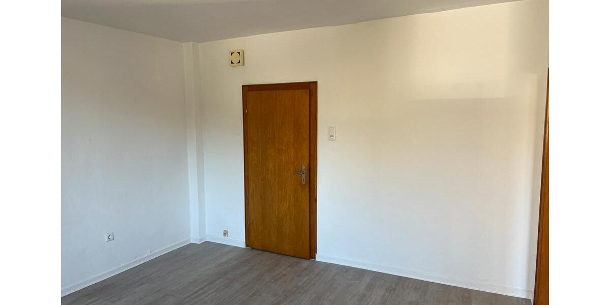 Dachgeschoßwohnung Bochum Bochum-Südwest - 2 Zimmer, 70 m&sup2;, 675&euro; | Angebot:25753657