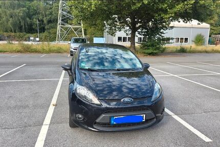 Ford Fiesta 213.000 km 1.950 &euro; Essen 45128