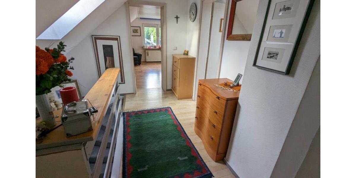 Dachgeschoßwohnung Dortmund Scharnhorst - 2 Zimmer, 60 m&sup2;, 490&euro; | Angebot:27553901