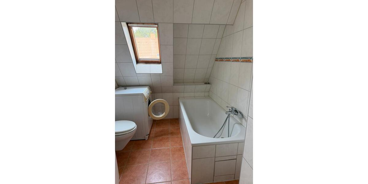 Dachgeschoßwohnung Bochum Bochum-Südwest - 2 Zimmer, 40 m&sup2;, 360&euro; | Angebot:27577486