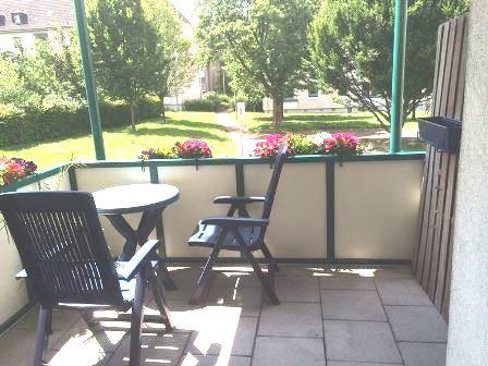 Erdgeschoßwohnung Essen Stadtbezirk III - 2.5 Zimmer, 53 m&sup2;, 456&euro; | Angebot:25301611