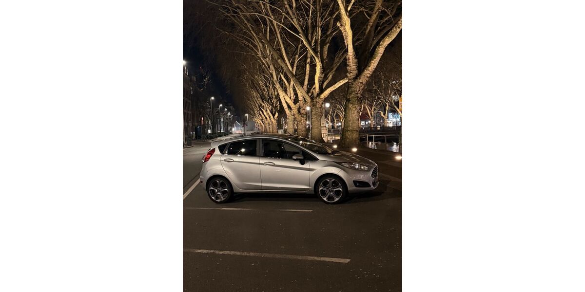 Ford Fiesta 163.000 km 6.000 &euro; Wülfrath 42489