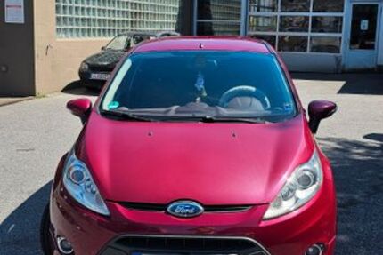 Ford Fiesta 70.000 km 7.200 € Remscheid 42857