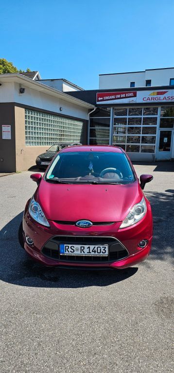 Ford Fiesta 70.000 km 7.200 € Remscheid 42857