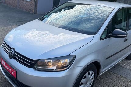 VW Touran 370.000 km 3.999 &euro; Essen 45147