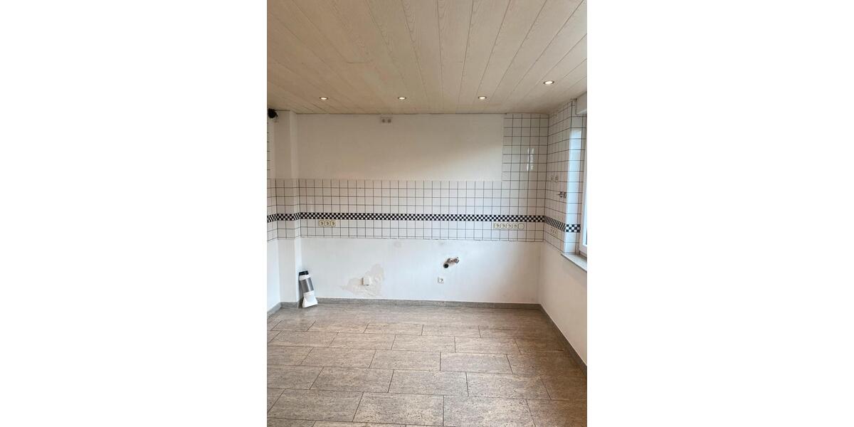 Erdgeschoßwohnung Dortmund Aplerbeck - 3 Zimmer, 100 m&sup2;, 1.200&euro; | Angebot:26428135