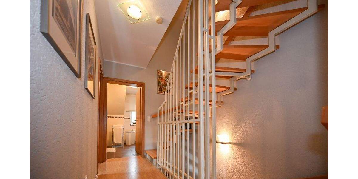 Ruhig wohnen zwischen Hattingen und Bochum - Gepflegte Doppelhaushälfte mit Kamin, Garage, Garten 3 zimmer