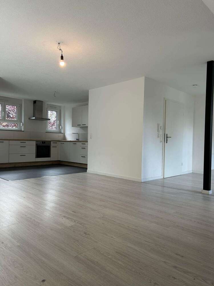 Wohnung zum Mieten in Loßbugr 1.200 € 130 m²