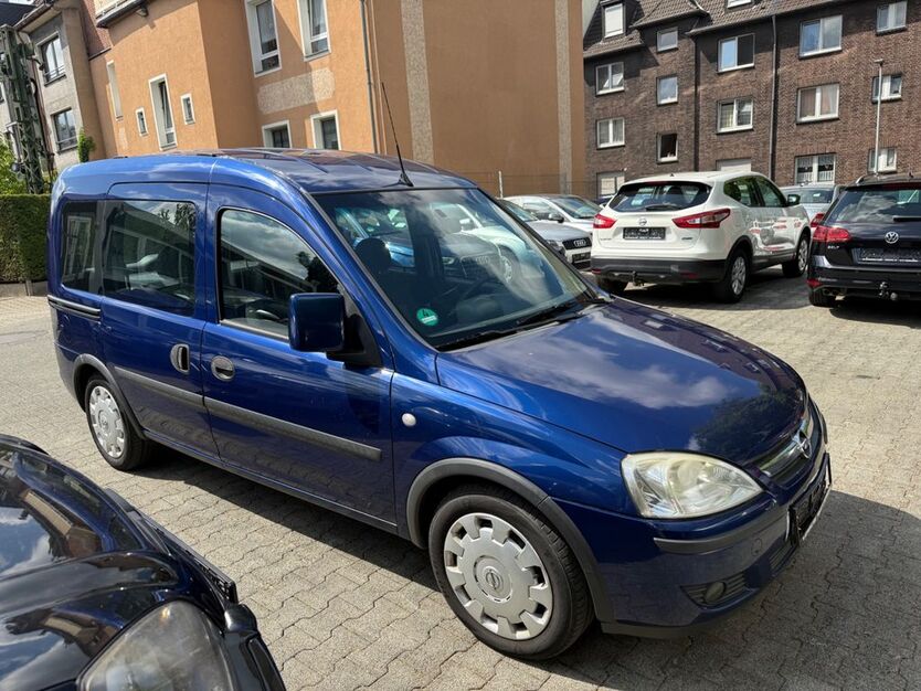 Opel Combo 212.000 km 2.999 € Oberhausen 46117