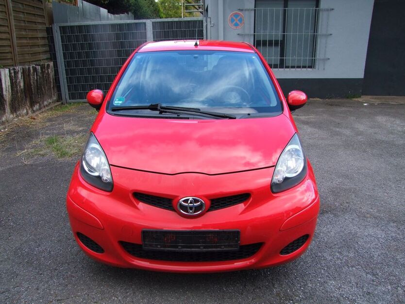 Toyota Aygo (X) 145.336 km 1.790 € Bochum 44807