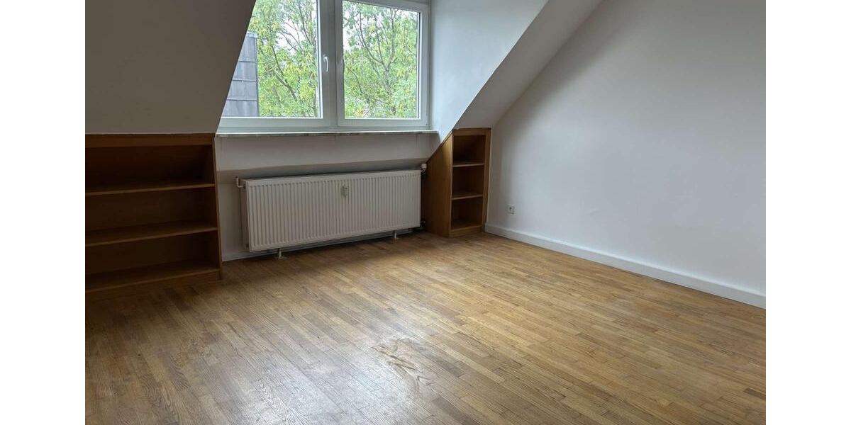 63 m² Dachgeschosswohnung mit 2 Zimmern 2 zimmer