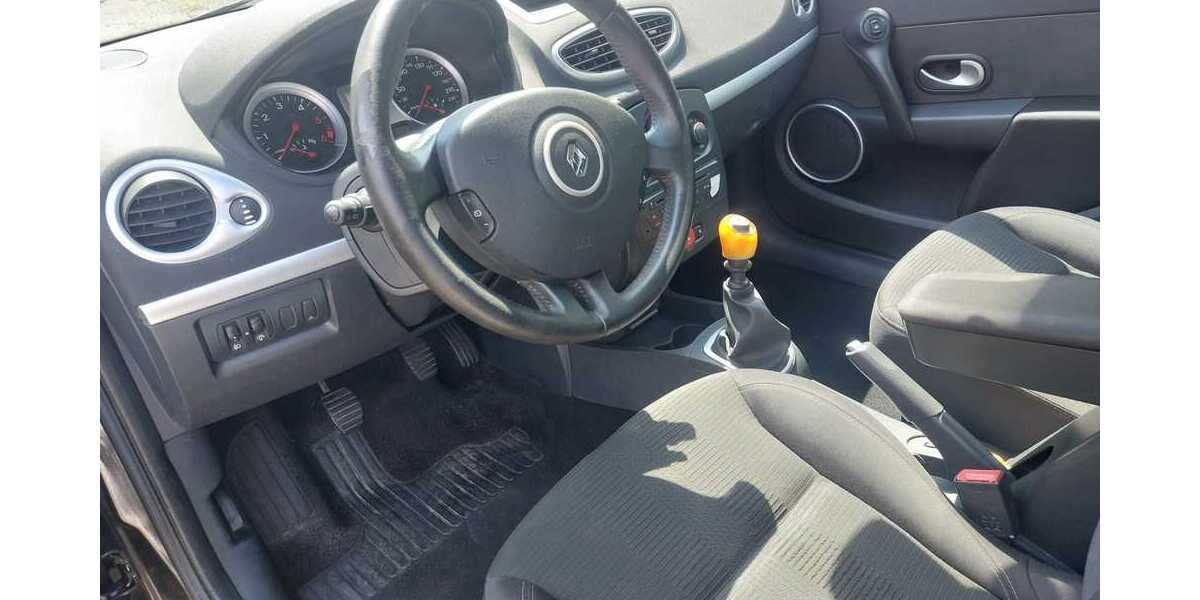 Renault Clio 299.999 km 1.000 &euro; Witten 58454