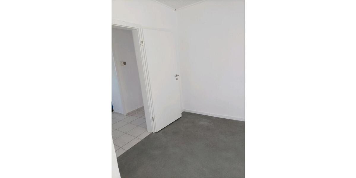 Dachgeschoßwohnung Witten Annen - 3 Zimmer, 65 m&sup2;, 500&euro; | Angebot:24488101