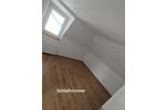 Dachgeschosswohnung ***frisch saniert und Toplage *** 3 zimmer