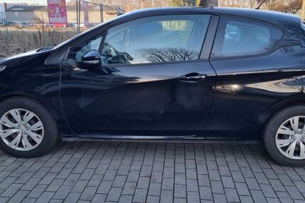 Peugeot 208 203.000 km 3.000 &euro; Dortmund 44141