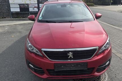Peugeot 308 199.900 km 6.490 &euro; Gelsenkirchen 45884