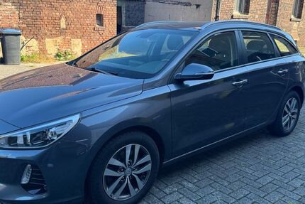 Hyundai i30 58.000 km 11.800 &euro; Bottrop 46240