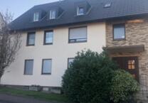 Ansprechende 2,5-Zimmer-Wohnung mit gehobener Innenausstattung in