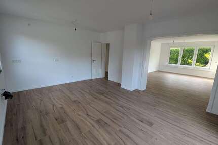 Wohnung zum Mieten in Mülheim 2.000 € 156 m² 5 zimmer