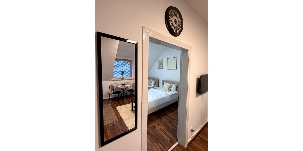 Dachgeschoßwohnung Essen Stadtbezirk III - 3 Zimmer, 55 m&sup2;, 2.100&euro; | Angebot:25317745